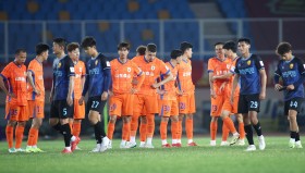 半岛体育app-火箭队对阵勇士图文直播全场记录