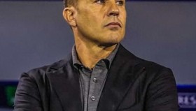 半岛体育app-意甲球队是否加入英超联赛的可能性探讨